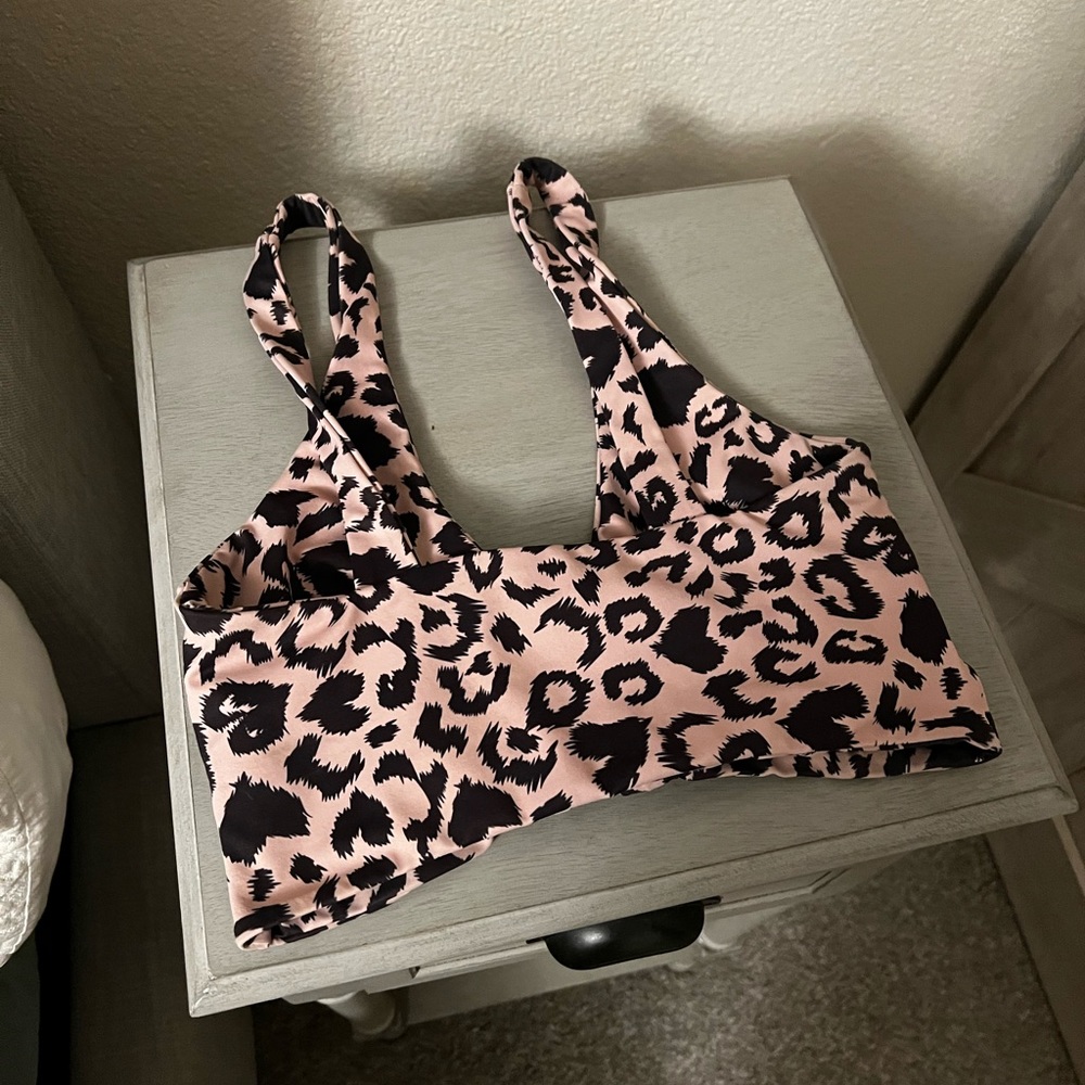 Beach Riot Pink Animal Print Sports Bra | S - Picture 2 of 2
